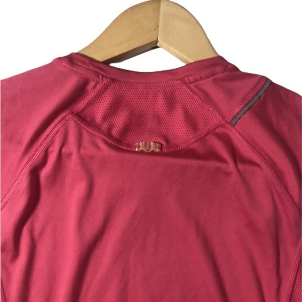 Nike Sleeveless Pink Tank Top Mesh side details - Picture 7 of 8